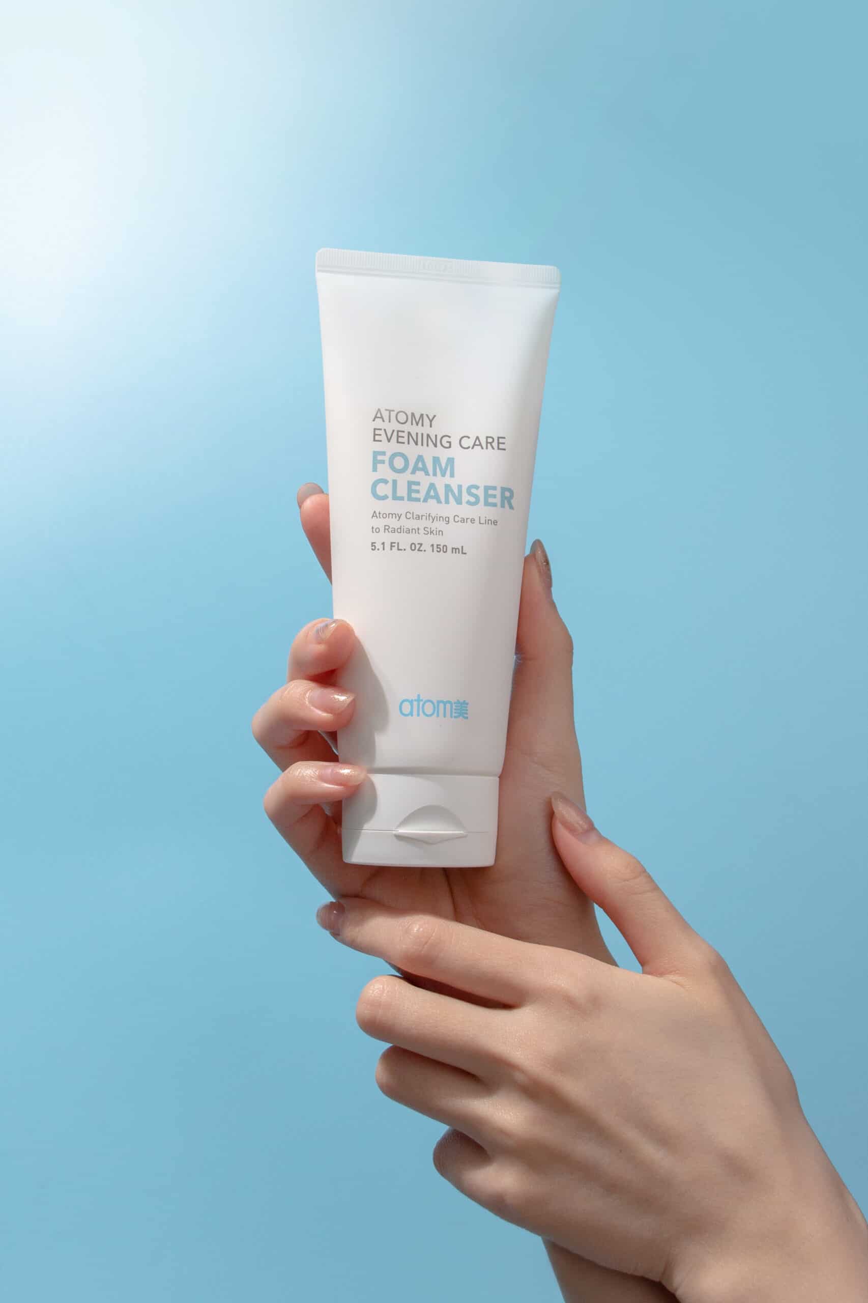 foam cleanser ecommerce product photography
